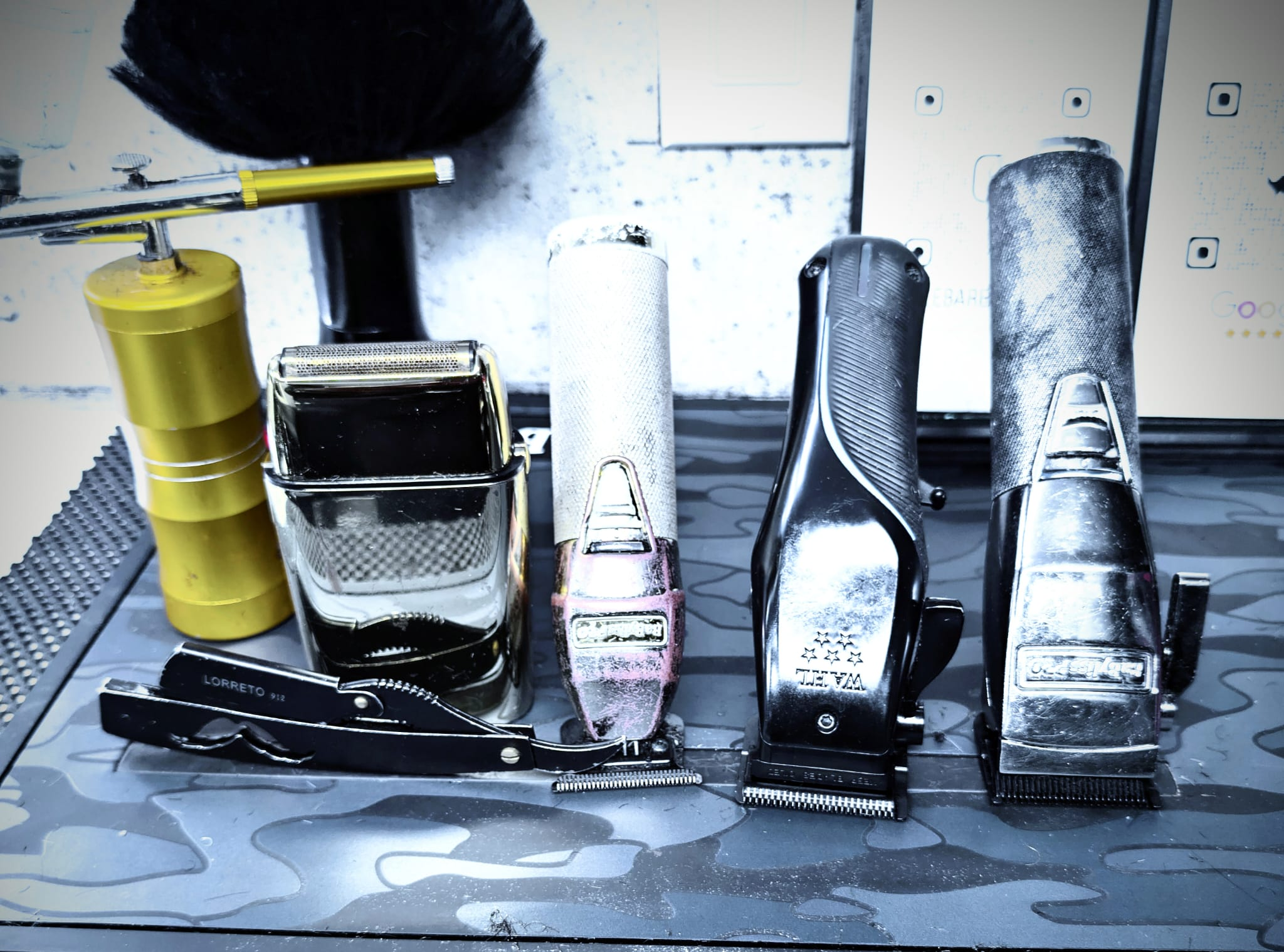 Outils de barbier